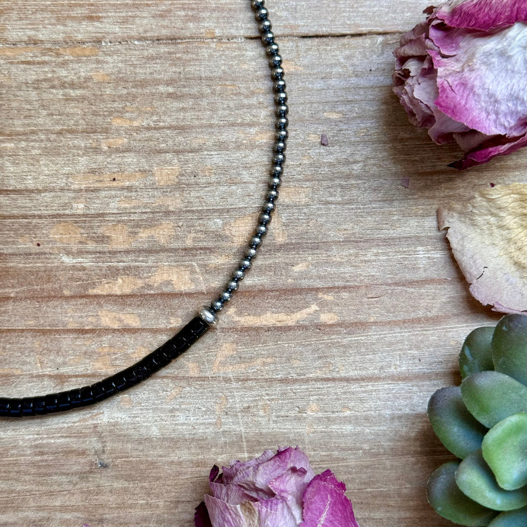 Black Onyx Heishi & Sterling Pearl Choker – 14" | The Bijoux FAB