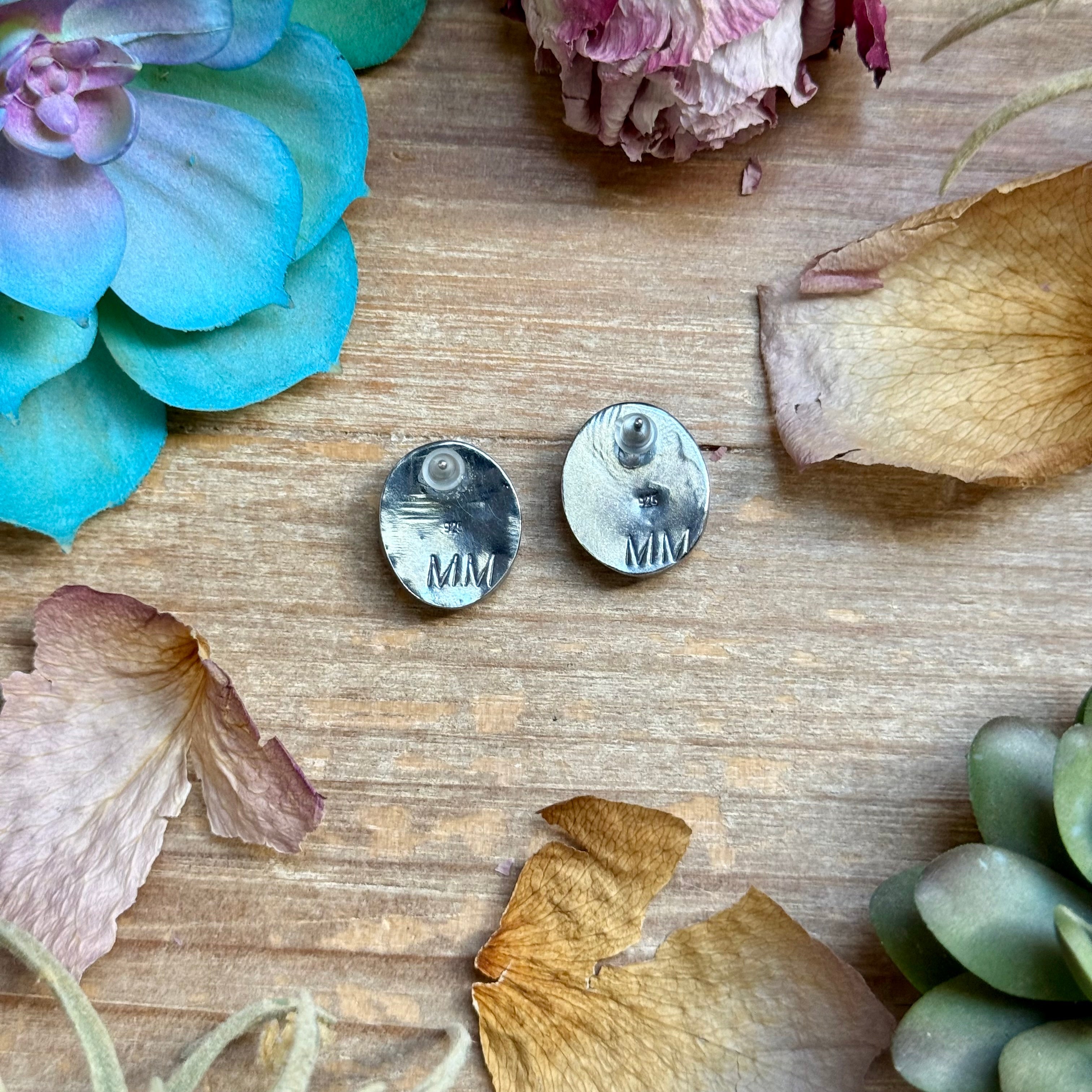 Purple Spiny Oyster Stud Earrings – Sterling Silver