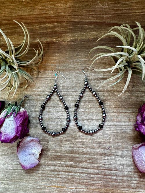 Black onyx and sterling silver pearl teardrop earrings western handmade jewelry by The Bijoux FAB.