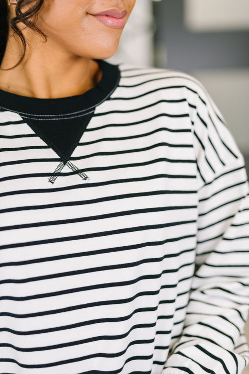 Almost Therapeutic Zenana Pullover in White and Black
