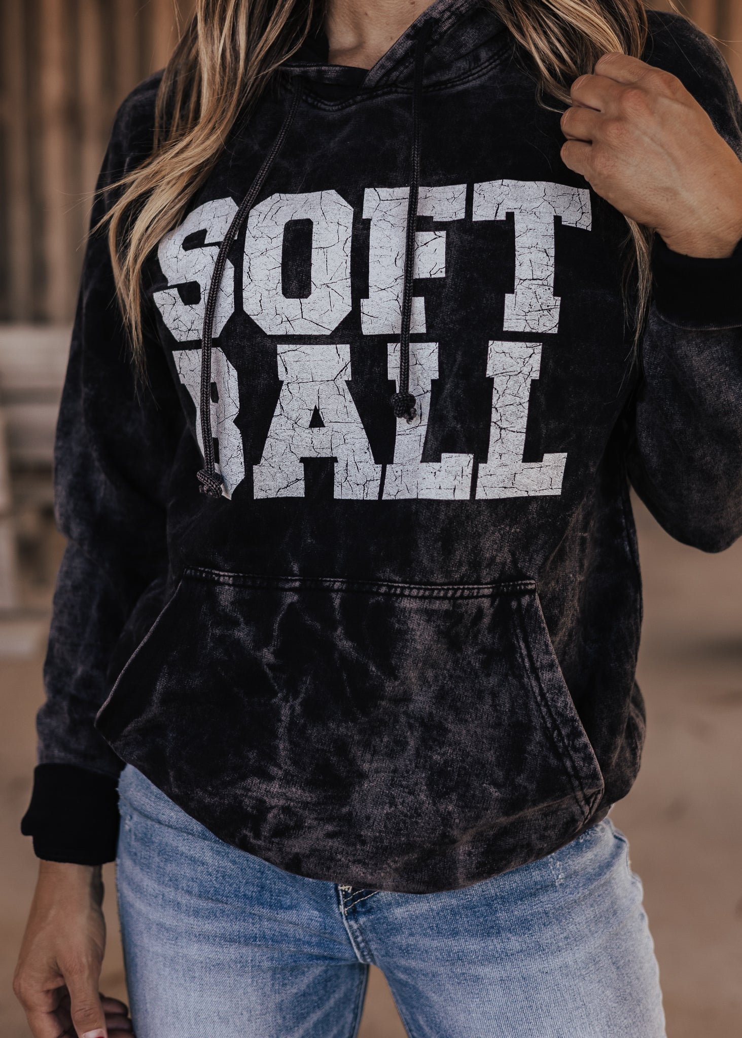 SOFTBALL Vintage Raglan Hoodie *Cloud Black (S-3X)
