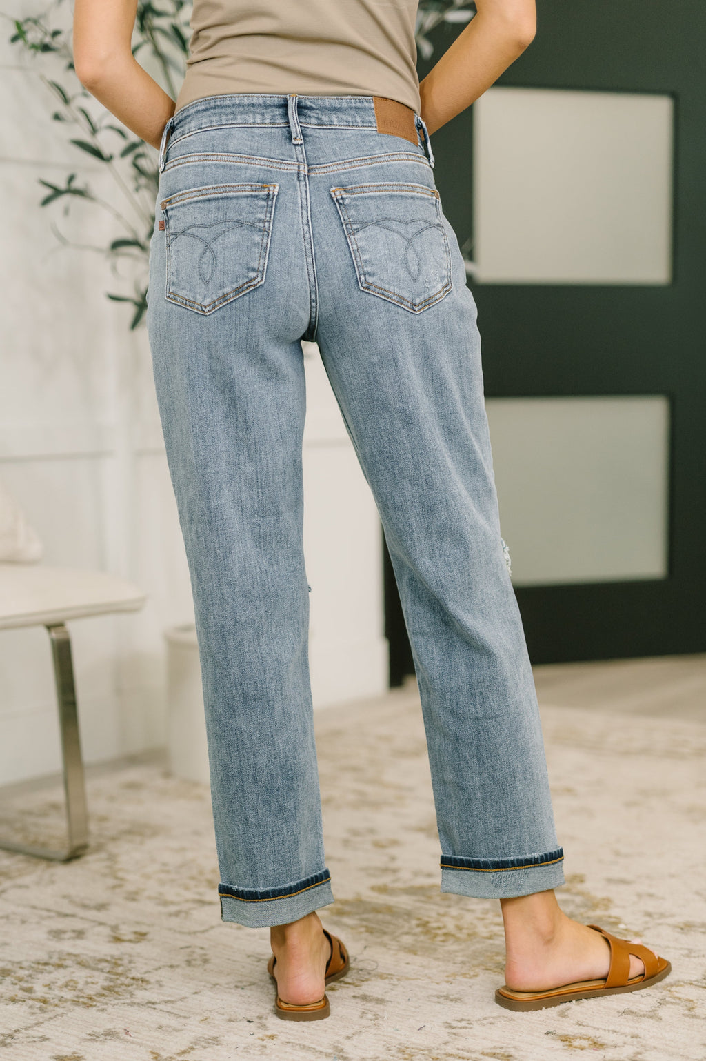 Judy Blue Mid Rise Boyfriend Jeans – Distressed Stretch Denim
