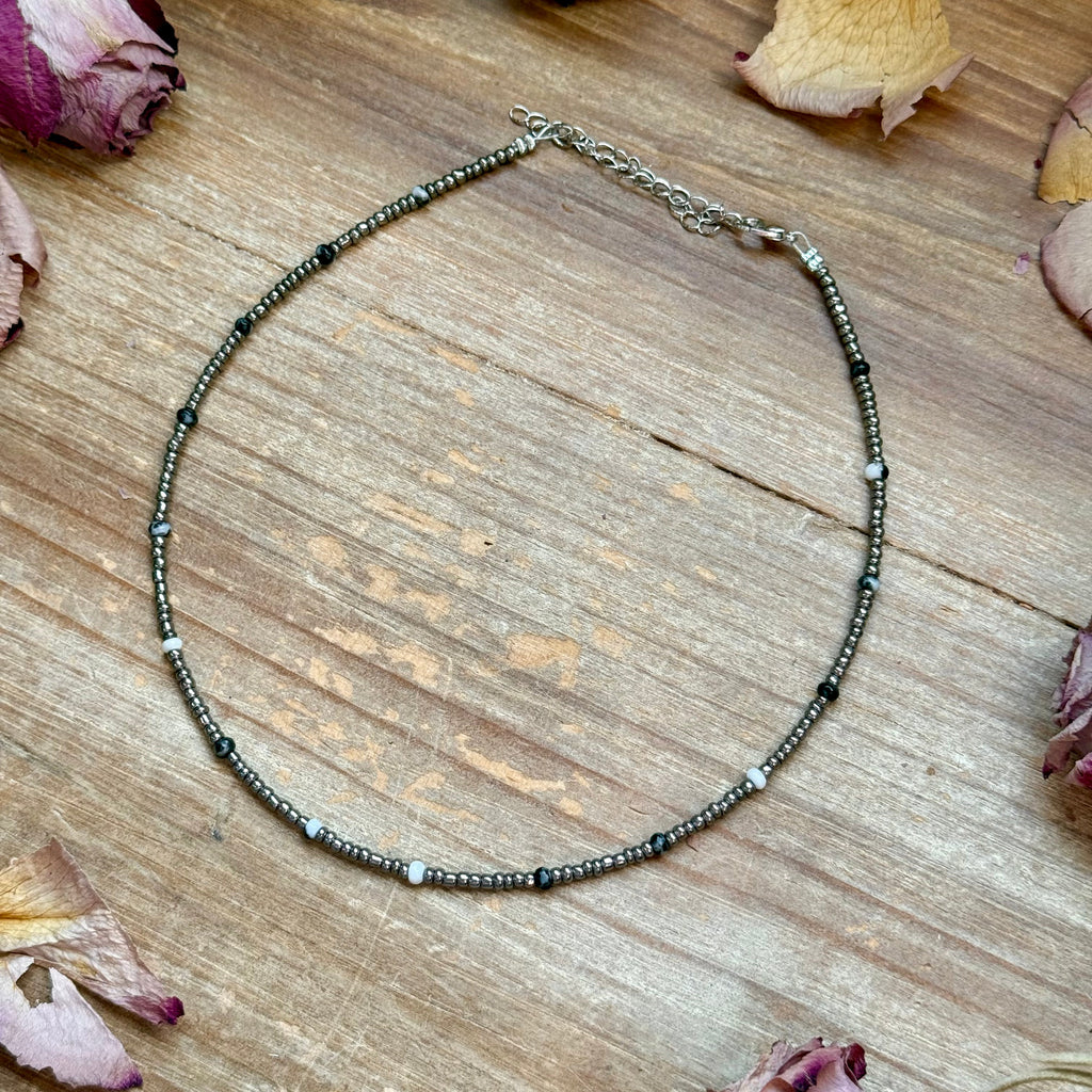 Magnesite Glass Seed Bead Choker