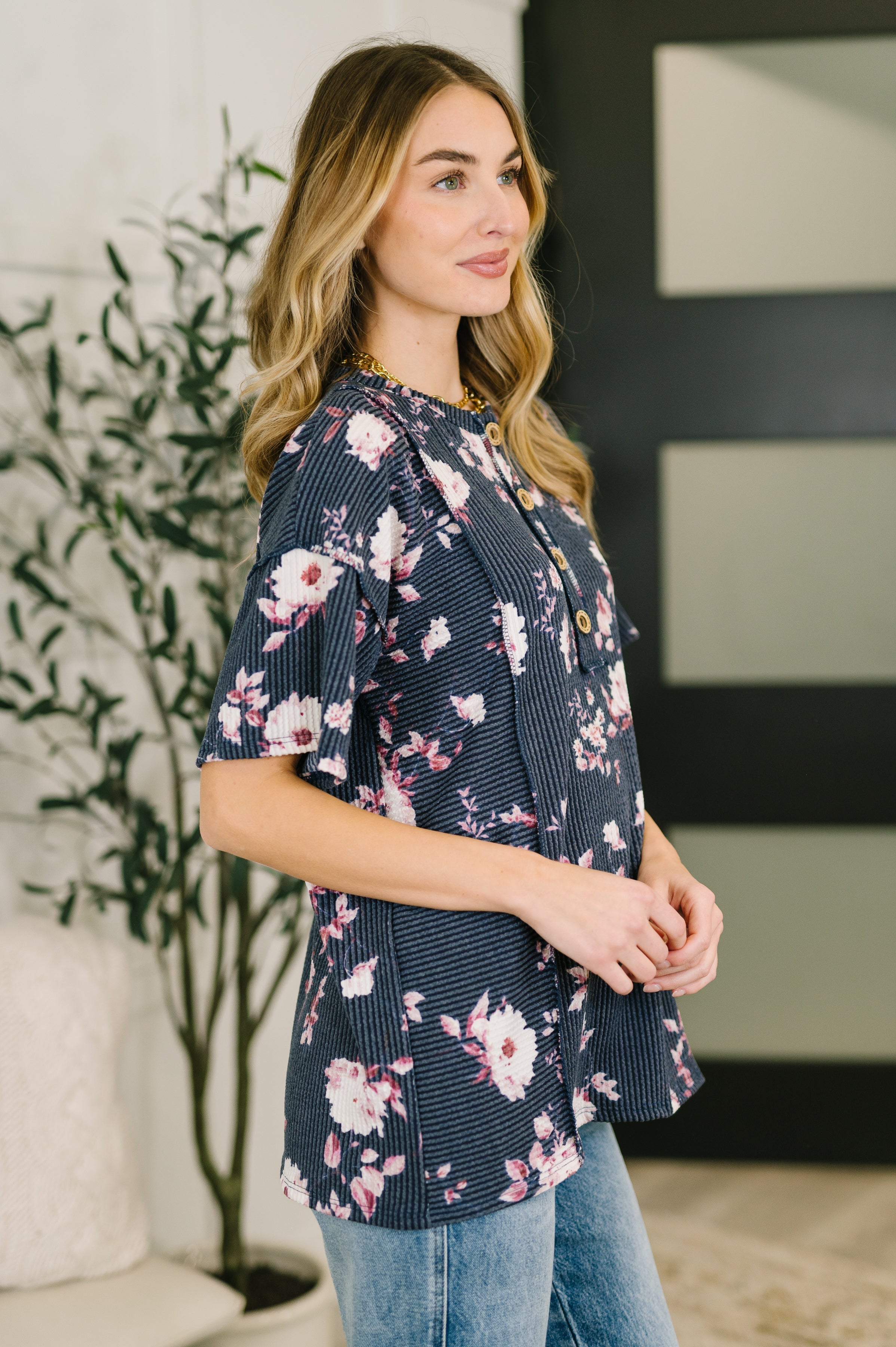 Floral Henley Top – Cable Ribbed Stretch Short Sleeve Shirt