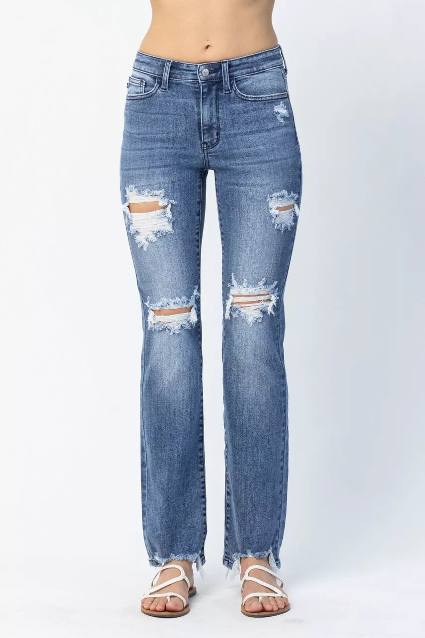 Women’s Judy Blue mid-rise destroyed straight jeans with distressed detail, relaxed retro fit, classic casual denim for everyday outfits.