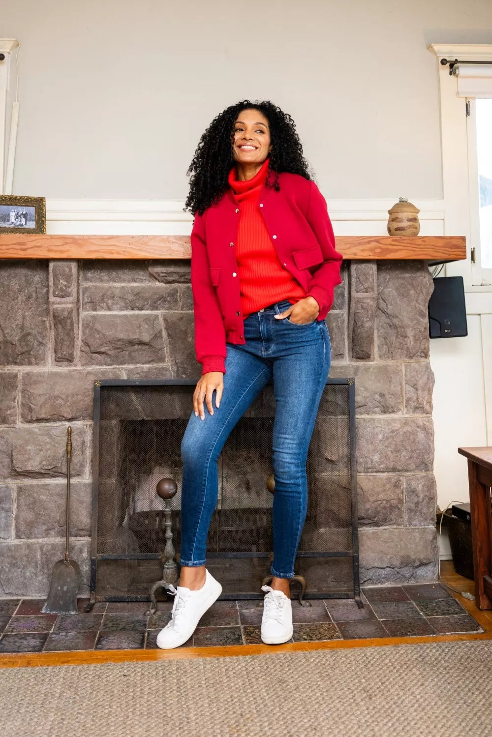 Women’s Judy Blue washed thermal skinny jeans in stretch denim, soft textured knit-backed fabric, all-day comfort, curve-hugging fit for casual and western everyday outfits.