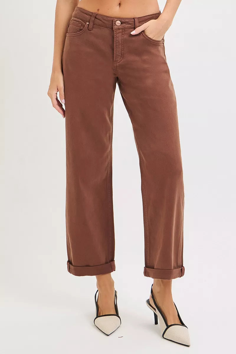 Women’s mid-rise barrel jeans by RISEN in brown with tummy control panel, vintage curved seam details, relaxed retro fit for western casual everyday outfits.